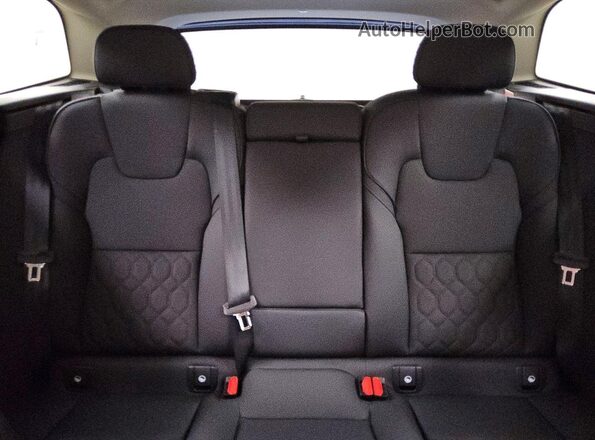 YV4M12RC9T1398716 2026 VOLVO XC60 White Rear seats view