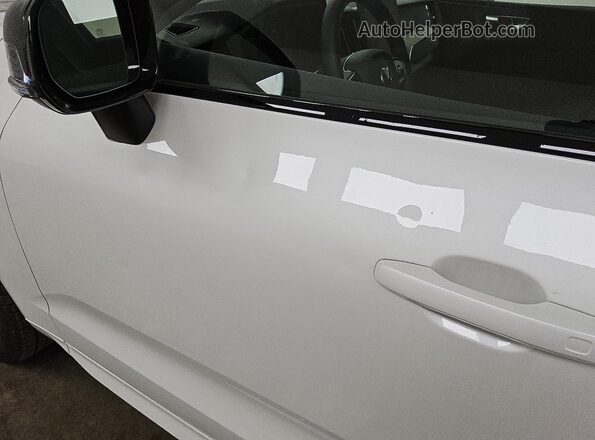 YV4M12RC9T1398716 2026 VOLVO XC60 White 
