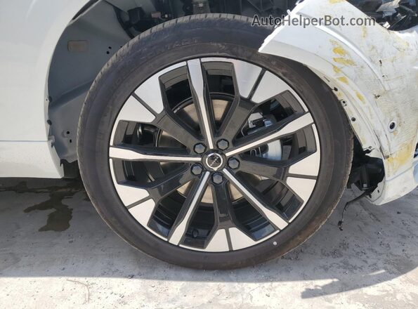 YV4M12RC9T1497343 2026 VOLVO XC60 Белый 