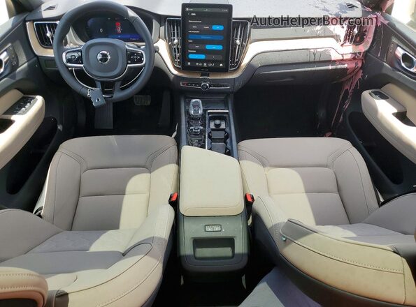 YV4M12RC9T1497343 2026 VOLVO XC60 Белый Вид панели приборов