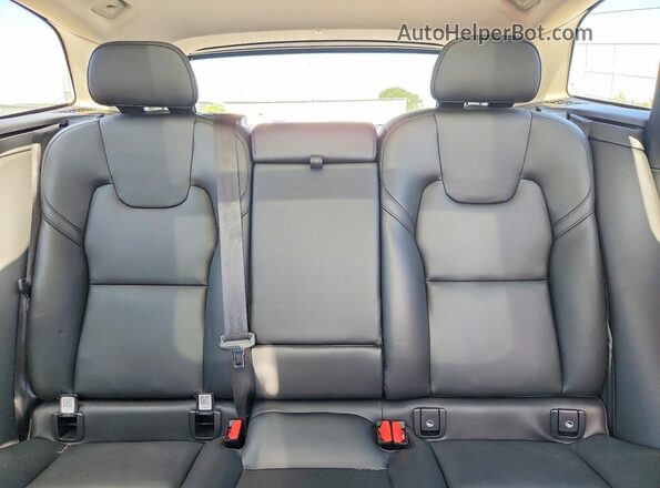 YV4M12RJ0S1190589 2025 VOLVO XC60 Black Rear seats view