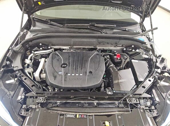 YV4M12RJ3T1423821 2026 VOLVO XC60 Черный Вид подкапотного пространства