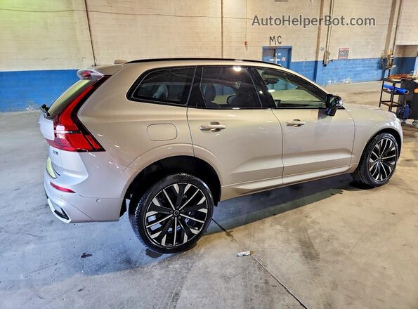 YV4M12RM1T1412763 2026 VOLVO XC60 Tan უკანა მარჯვენა