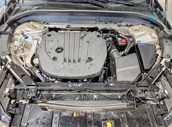 YV4M12RM1T1412763 2026 VOLVO XC60 Tan ძრავის განყოფილების ხედი