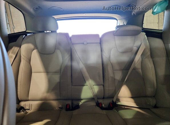 YV4M12RM1T1412763 2026 VOLVO XC60 Tan უკანა სავარძლების ხედი