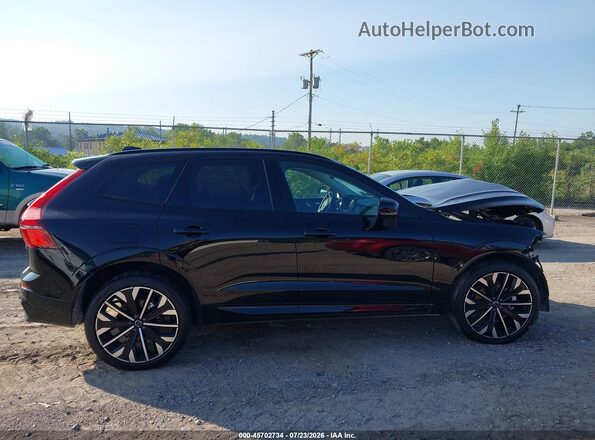 YV4M12RM3T1323244 2026 VOLVO XC60 Black Սալոնի հետևի տեսք
