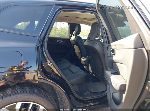 YV4M12RM3T1323244 2026 VOLVO XC60 Black VIN կոդի պիտակի տեսք