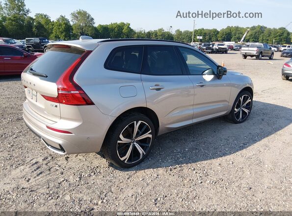 YV4M12RMXS1159666 2025 VOLVO XC60 Champagne Задня права чверть