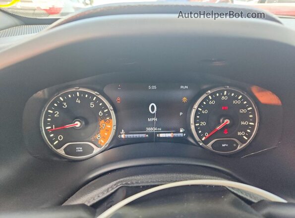 ZACCJABB0JPH00238 2018 JEEP RENEGADE Белый Вид щитка приборов