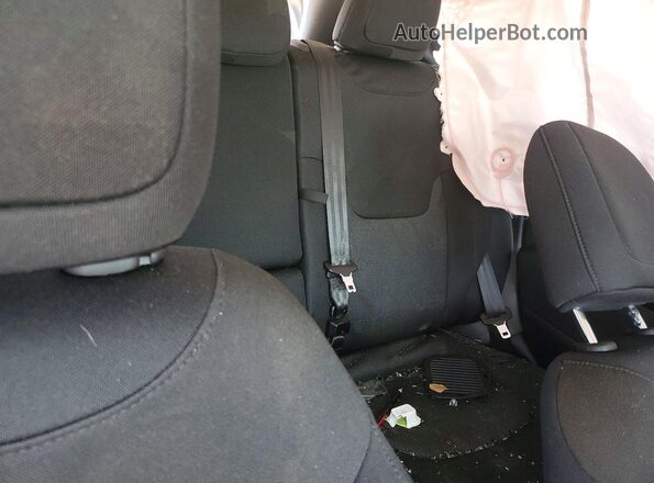 ZACCJABB3HPF13201 2017 JEEP RENEGADE Blue Rear seats view