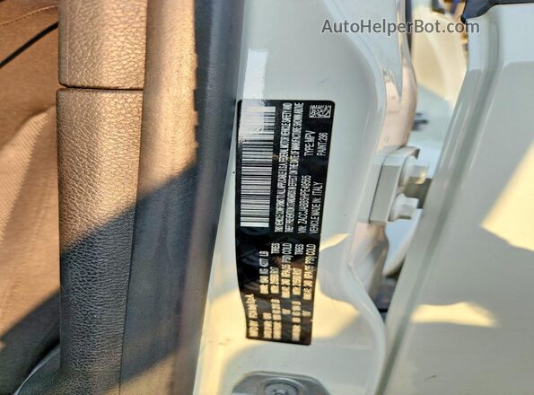 ZACCJABB5HPE49565 2017 JEEP RENEGADE White ძრავის განყოფილების ხედი