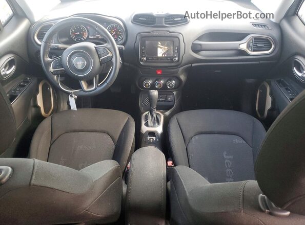 ZACCJABB5HPF08713 2017 JEEP RENEGADE Silver Вид панелі приладів