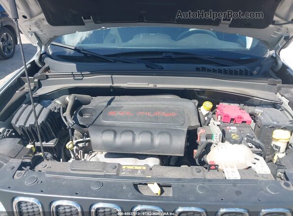 ZACCJABB8JPH27607 2018 JEEP RENEGADE Silver Vista trasera