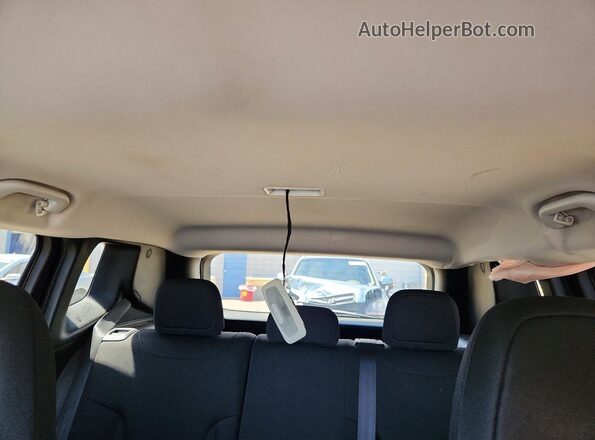 ZACCJABB9JPH59823 2018 JEEP RENEGADE Черный Вид задних сидений
