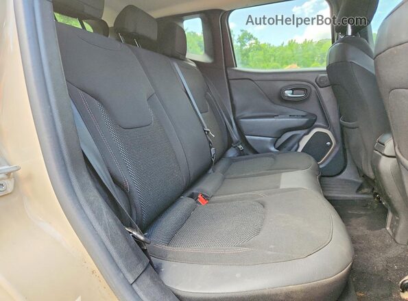 ZACCJABT0GPC62015 2016 JEEP RENEGADE Tan Սալոնի հետևի տեսք