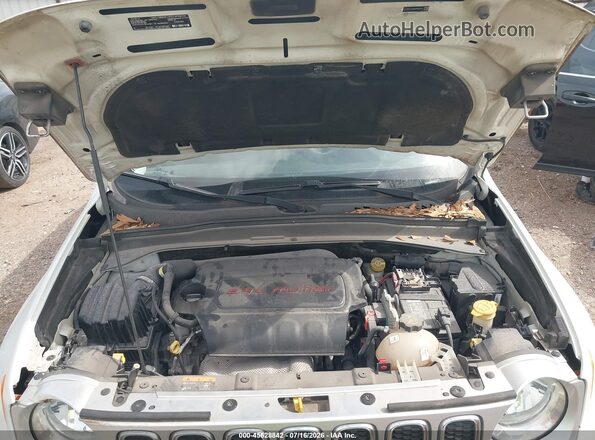 ZACCJADB5HPE54679 2017 JEEP RENEGADE White Widok z tyłu