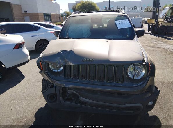ZACCJBAB1JPH82231 2018 JEEP RENEGADE Gray Widok zestawu wskaźników