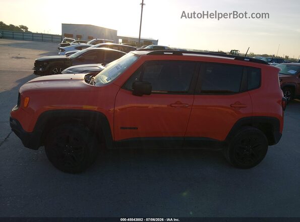ZACCJBAB1JPJ00722 2018 JEEP RENEGADE Orange Widok wnętrza 360 stopni