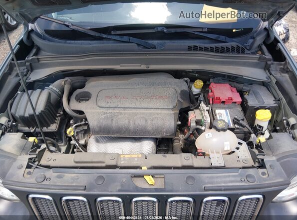 ZACCJBAB3JPJ51770 2018 JEEP RENEGADE Gray Vista trasera
