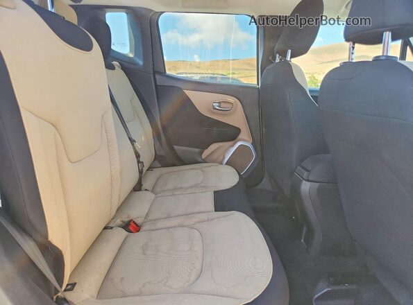 ZACCJBAB9HPE89140 2017 JEEP RENEGADE White უკანა სალონის ხედი