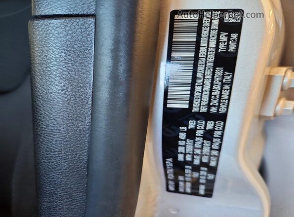 ZACCJBABXJPH79831 2018 JEEP RENEGADE Silver ძრავის განყოფილების ხედი