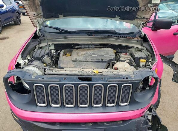 ZACCJBAH7JPH22216 2018 JEEP RENEGADE Pink Engine compartment view