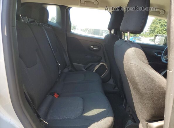 ZACCJBAT8GPD76321 2016 JEEP RENEGADE Silver Widok wnętrza z tyłu