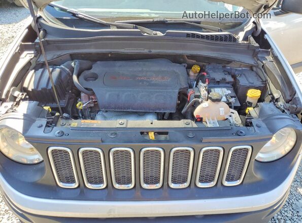 ZACCJBAT8GPD76321 2016 JEEP RENEGADE Silver Widok komory silnika