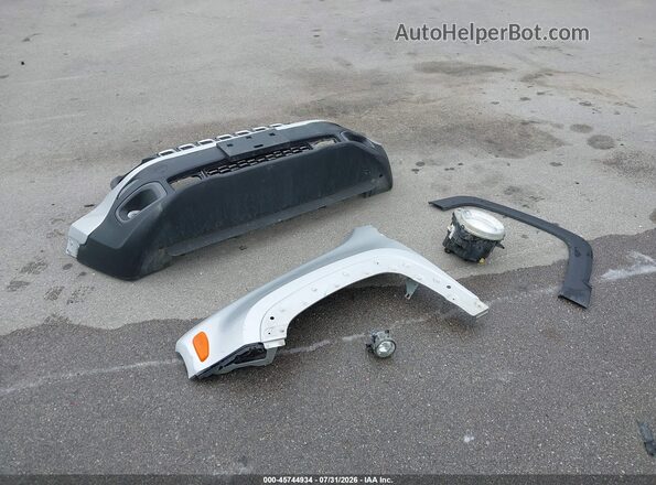 ZACCJBBB7JPH68946 2018 JEEP RENEGADE Серебряный 