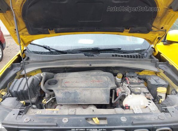 ZACCJBBT1GPC56486 2016 JEEP RENEGADE Желтый Вид сзади