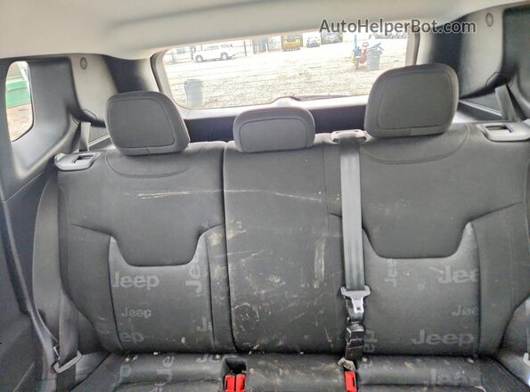 ZACCJBBT1GPD53736 2016 JEEP RENEGADE Silver უკანა სავარძლების ხედი