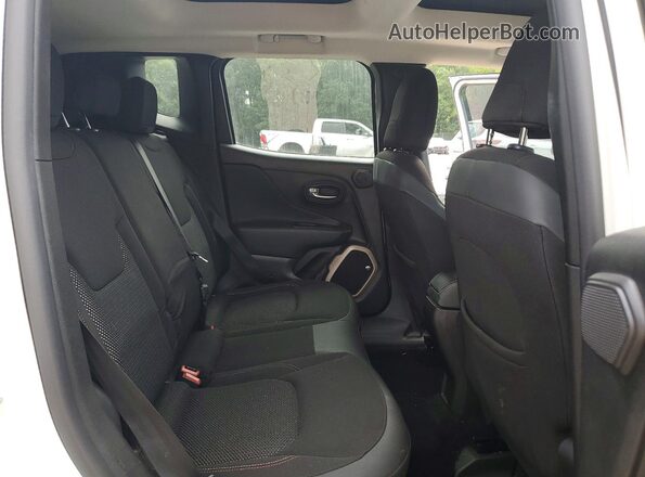 ZACCJBBW7GPD13588 2016 JEEP RENEGADE White Հետևի նստատեղերի տեսք