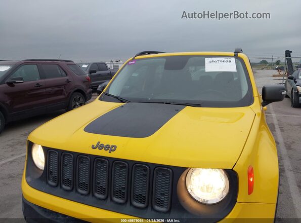 ZACCJBCB0HPF11328 2017 JEEP RENEGADE Желтый Вид спереди