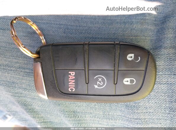 ZACCJBCB0JPG73417 2018 JEEP RENEGADE Blue Vista del salpicadero