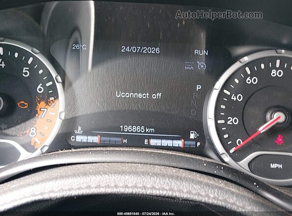 ZACCJBCB2JPG72592 2018 JEEP RENEGADE Silver 