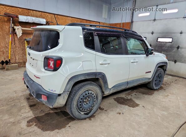 ZACCJBCB3JPH94121 2018 JEEP RENEGADE White უკანა მარჯვენა