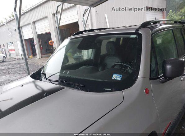 ZACCJBCB4HPF63898 2017 JEEP RENEGADE Silver Դիմացի տեսք