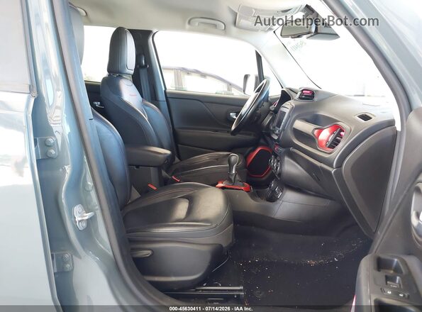 ZACCJBCB6HPG49181 2017 JEEP RENEGADE Синий Вид салона спереди