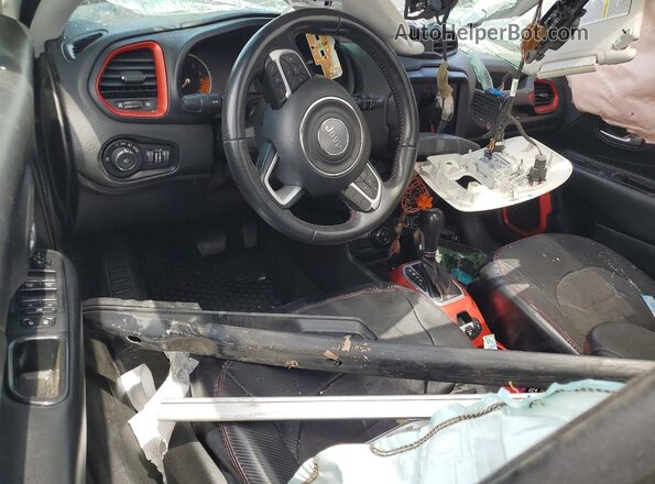ZACCJBCB7JPG85936 2018 JEEP RENEGADE White Vista del salpicadero