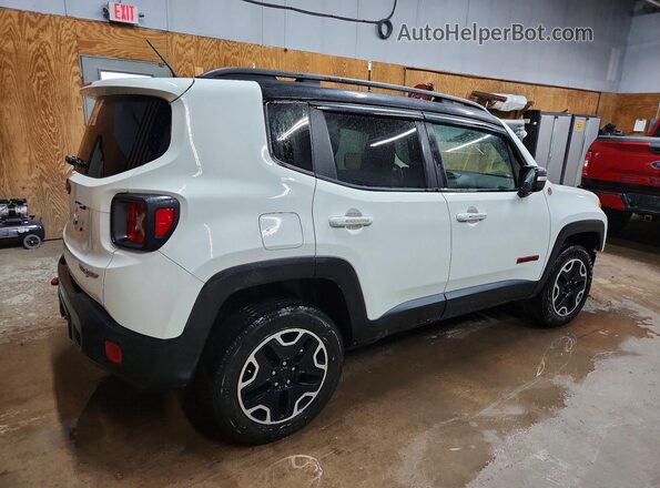 ZACCJBCBXHPF75392 2017 JEEP RENEGADE Белый Задняя правая четверть
