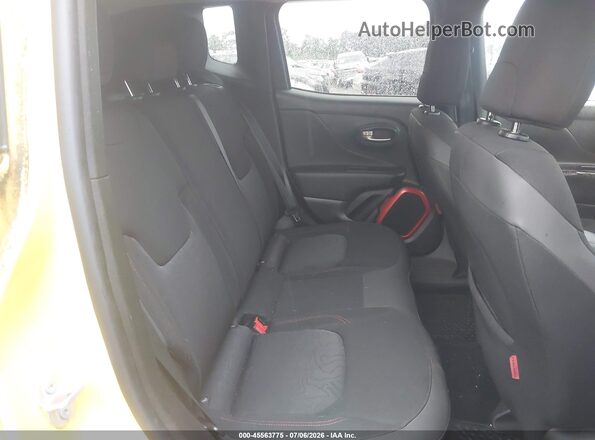 ZACCJBCBXJPH42159 2018 JEEP RENEGADE Yellow Widok naklejki z numerem VIN