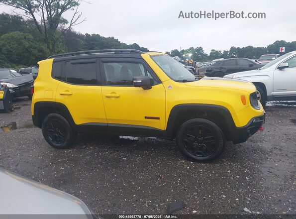 ZACCJBCBXJPH42159 2018 JEEP RENEGADE Yellow Widok wnętrza z tyłu