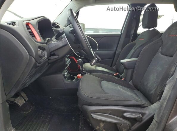 ZACCJBCT0GPC81541 2016 JEEP RENEGADE Charcoal Widok wnętrza z przodu