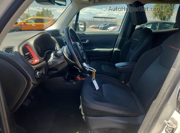 ZACCJBCT2GPD14720 2016 JEEP RENEGADE White Front interior view