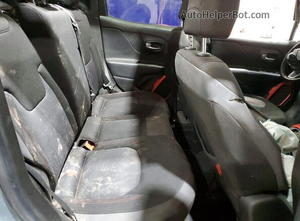 ZACCJBCT2GPD79275 2016 JEEP RENEGADE Gray Rear interior view