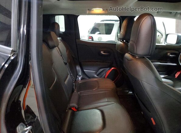 ZACCJBCT3GPD17660 2016 JEEP RENEGADE Black Rear interior view