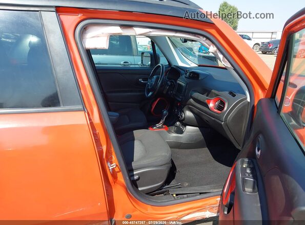 ZACCJBCT4GPC69490 2016 JEEP RENEGADE Orange Front interior view