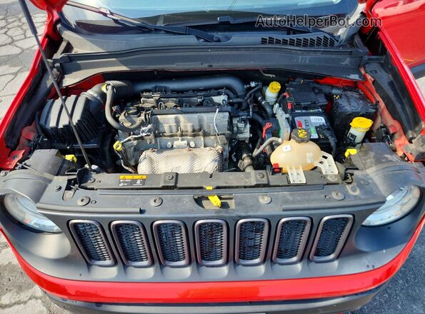 ZACCJBCT5GPE15055 2016 JEEP RENEGADE Red Engine compartment view