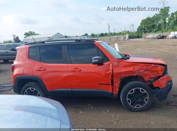 ZACCJBCT8GPE27555 2016 JEEP RENEGADE Orange Вид задньої частини салону