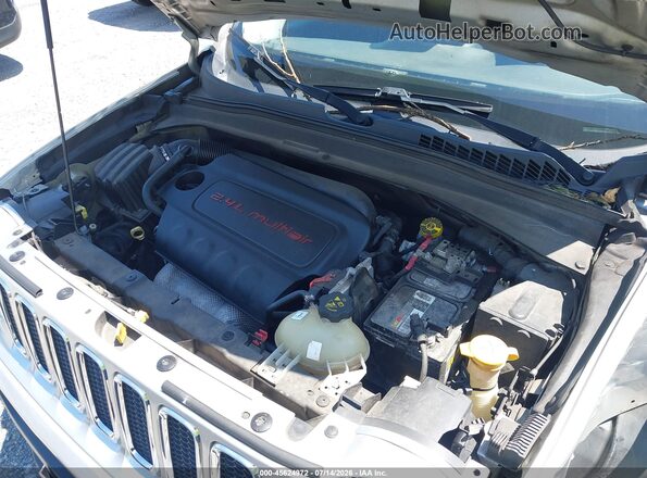 ZACCJBDB8HPF42888 2017 JEEP RENEGADE Silver უკანა ხედი